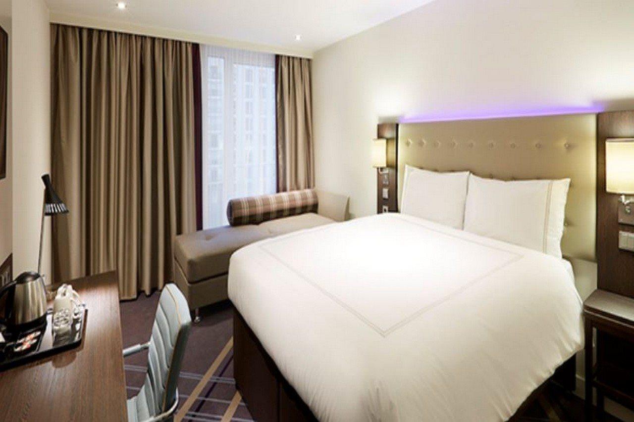 Premier Inn Duesseldorf City Friedrichstadt 外观 照片