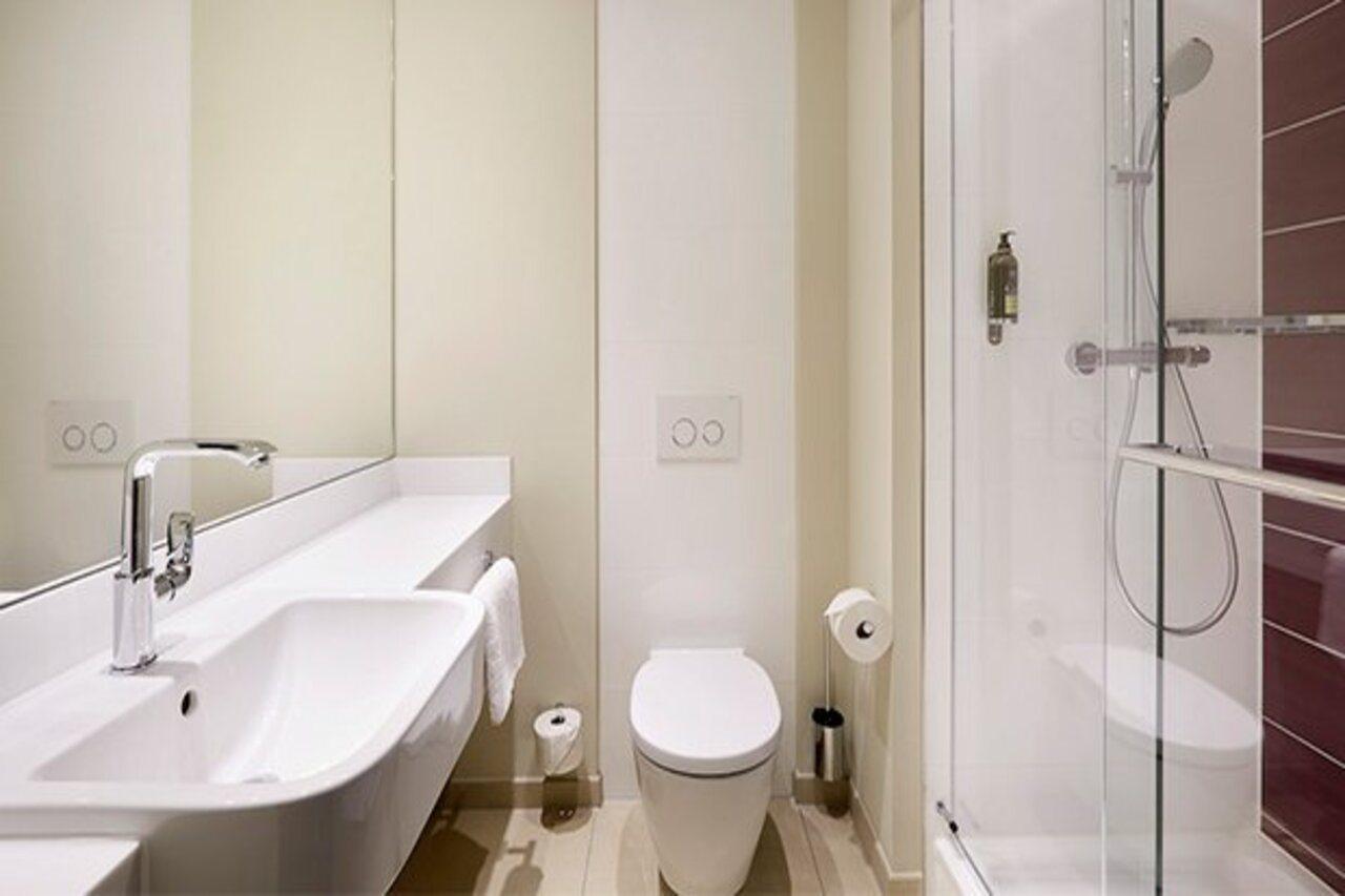 Premier Inn Duesseldorf City Friedrichstadt 外观 照片