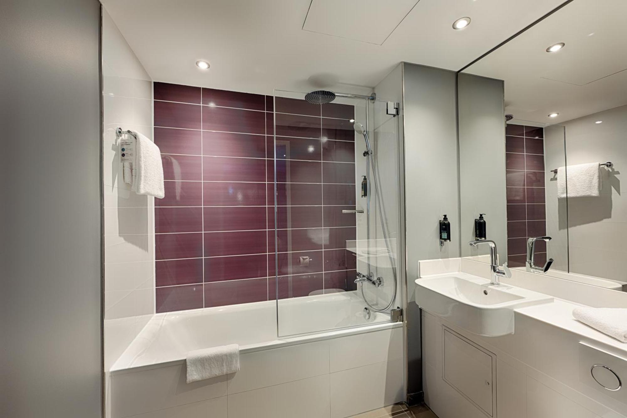 Premier Inn Duesseldorf City Friedrichstadt 外观 照片